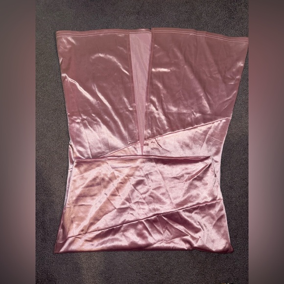 NWOT Women's Pink Satin Silk Skirt - Picture 4 of 5